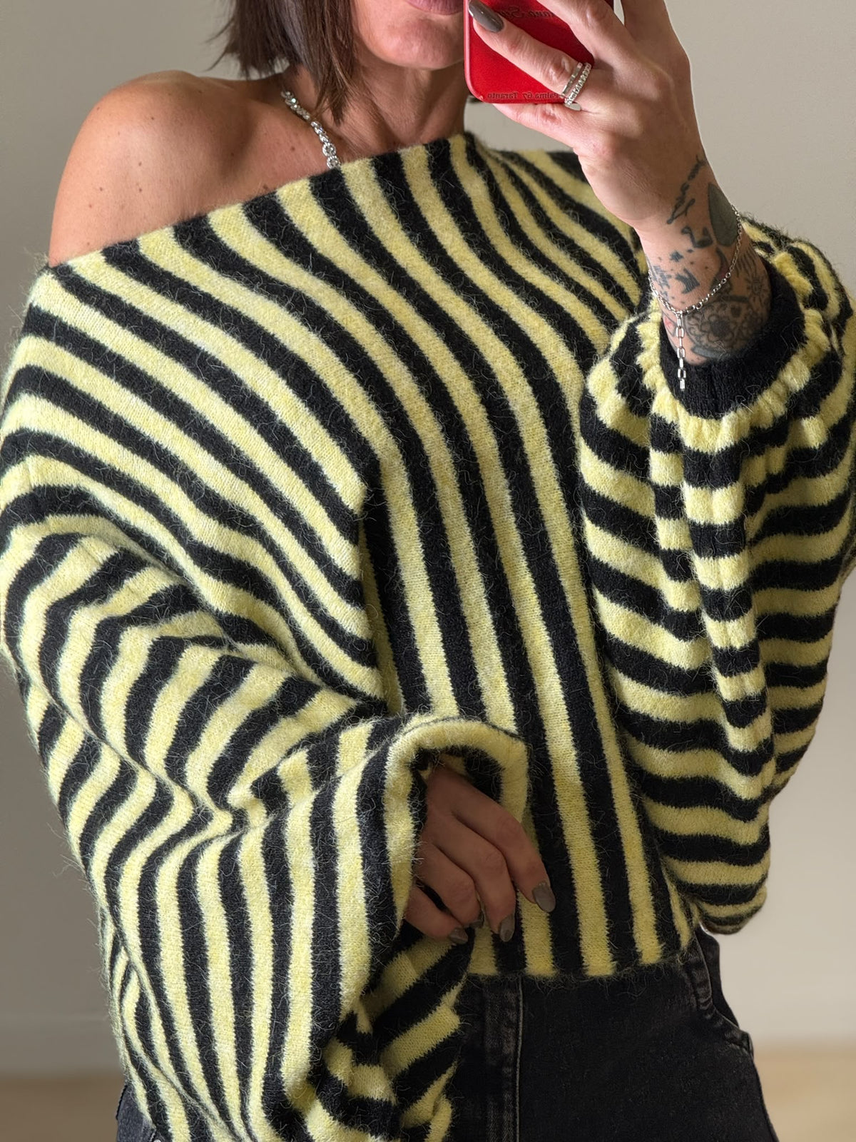Pull stripes