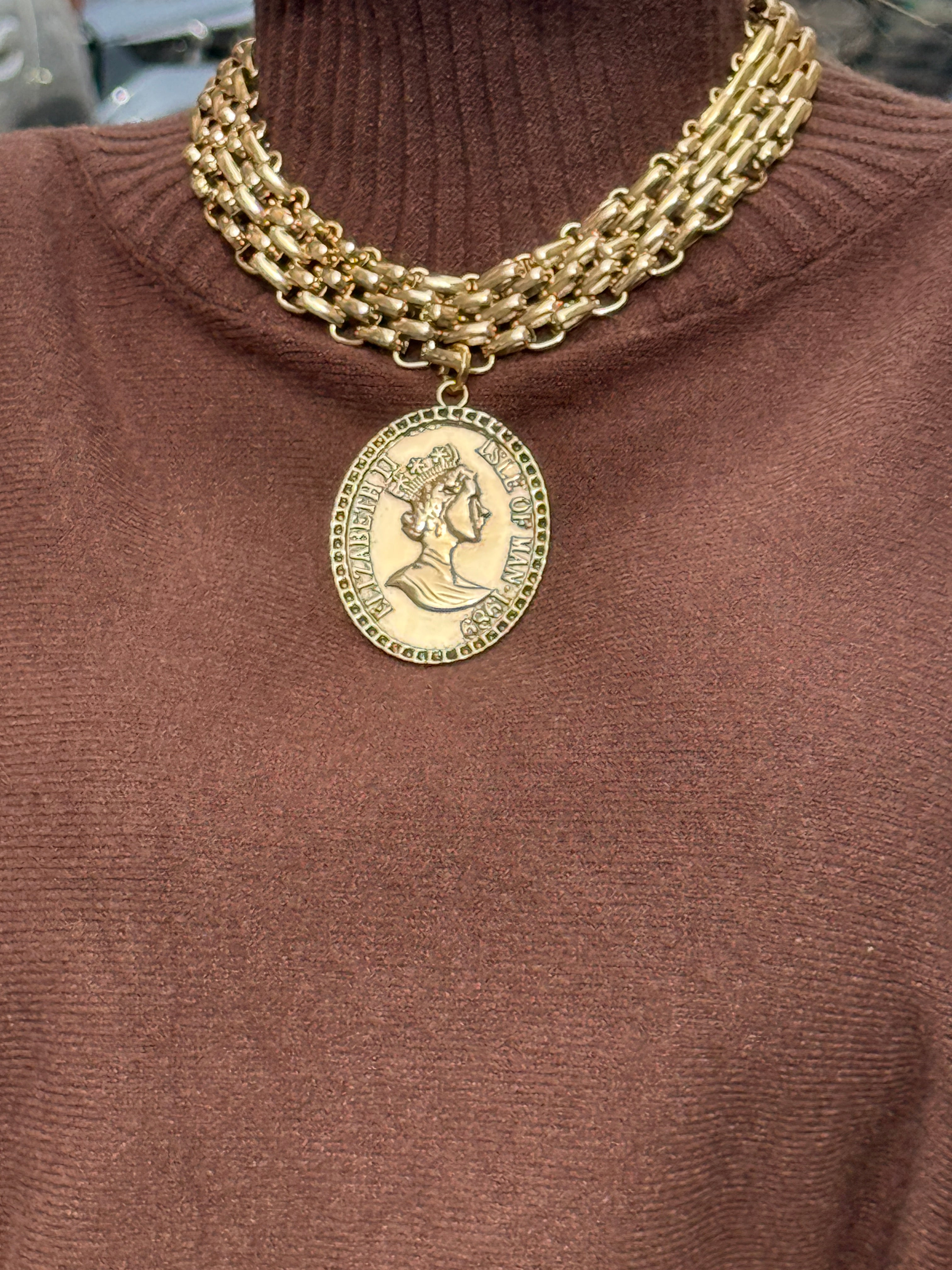 𝐂𝐨𝐥𝐥𝐚𝐧𝐚 𝐌𝐚𝐫𝐠𝐨𝐭