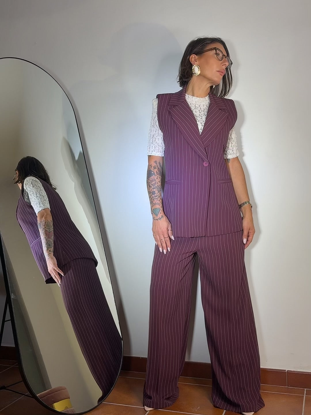 Tailleur smanicato gessato