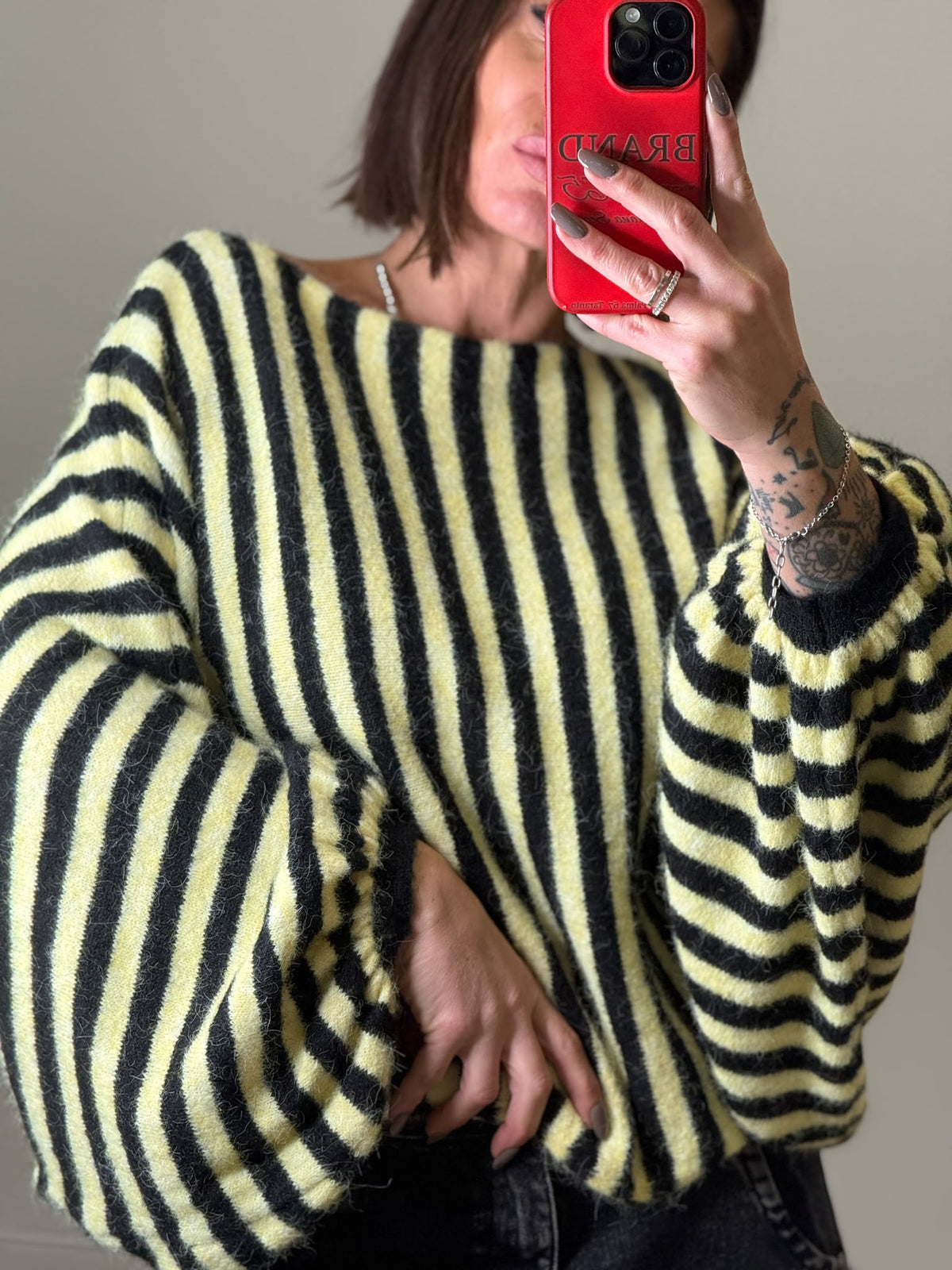 Pull stripes