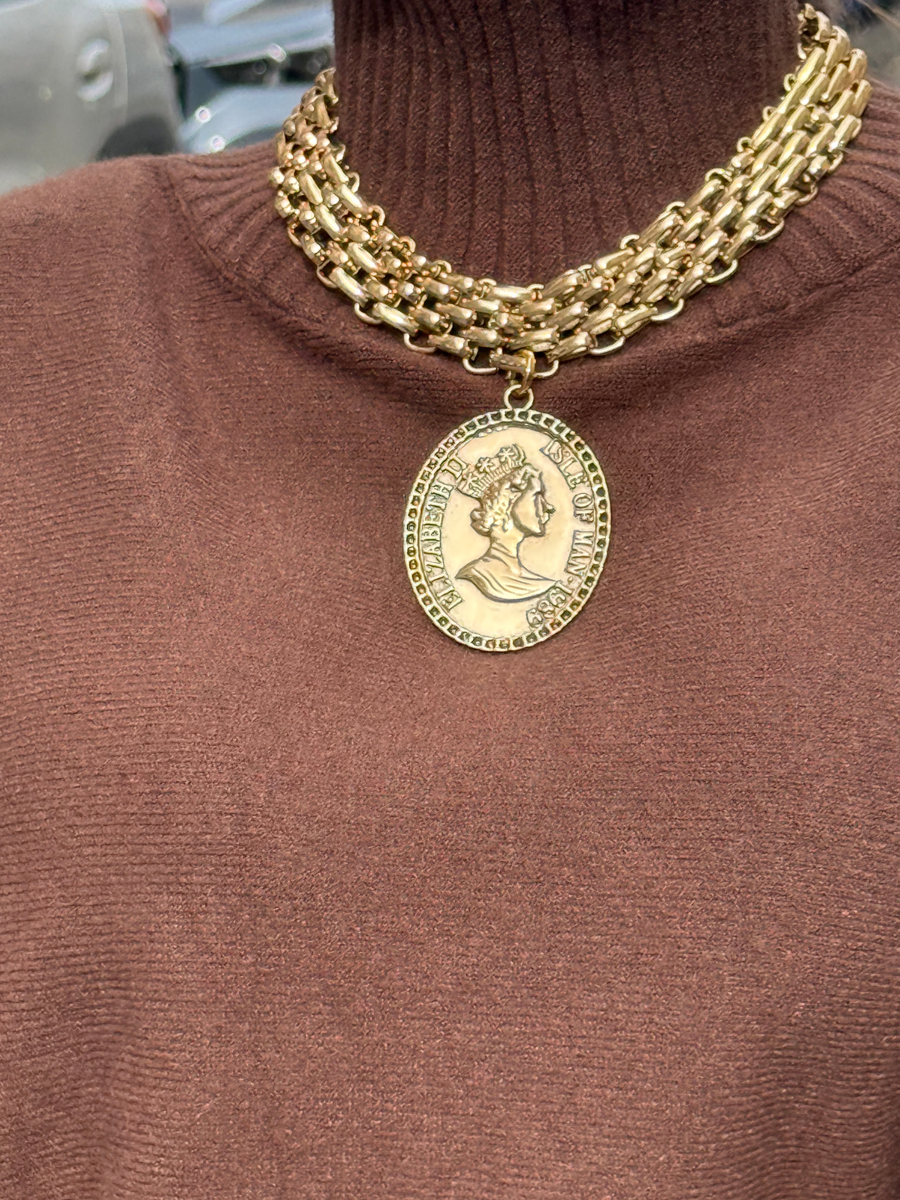 𝐂𝐨𝐥𝐥𝐚𝐧𝐚 𝐌𝐚𝐫𝐠𝐨𝐭