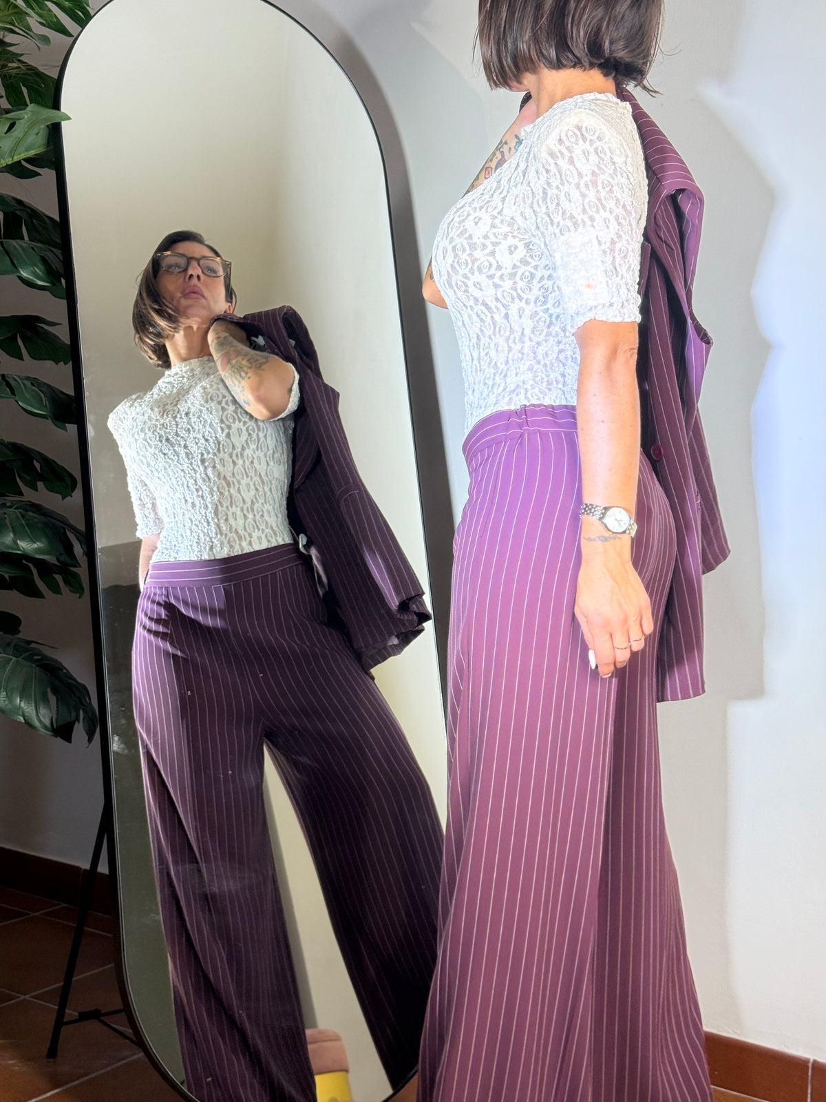 Tailleur smanicato gessato